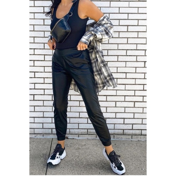 commando Faux Leather Jogger - Picture 16 of 16